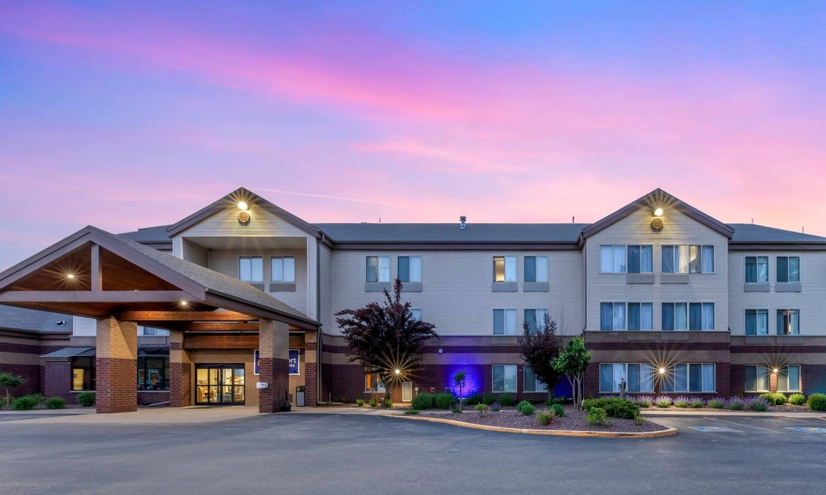 New Lisbon Hotel | Comfort Inn & Suites New Lisbon