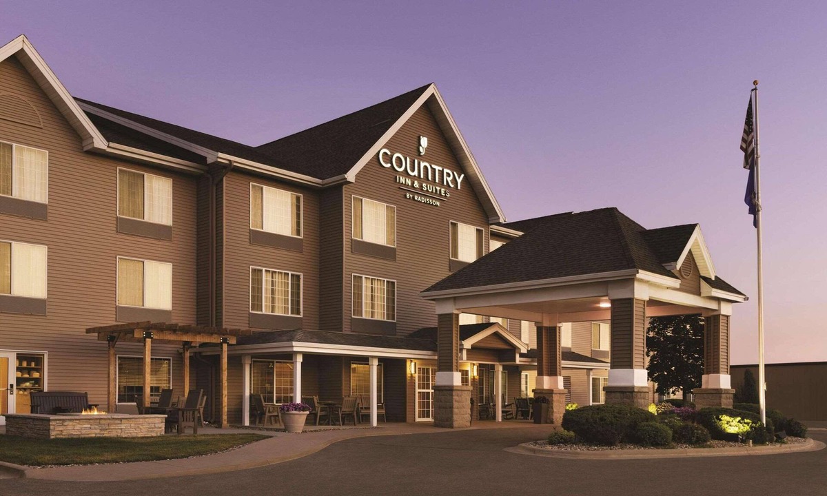 Albert Lea Hotel | Country Inn & Suites by Radisson, Albert Lea - Austin