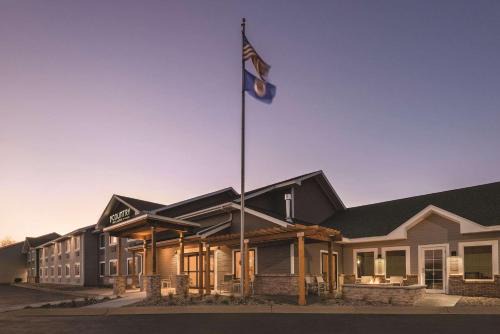 Country Inn | Northfield