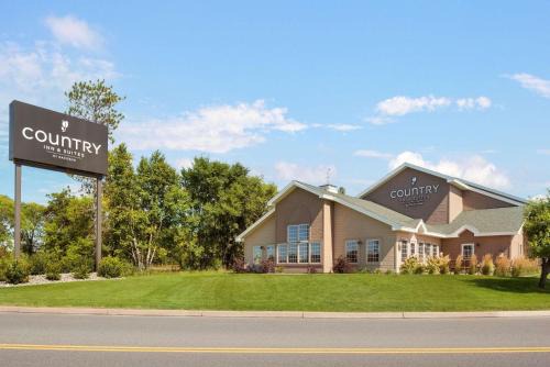 Country Inn | Brainerd