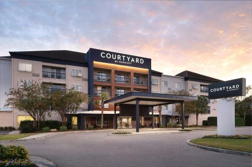 Myrtle Beach Hotel | Courtyard by Marriott Myrtle Beach Broadway