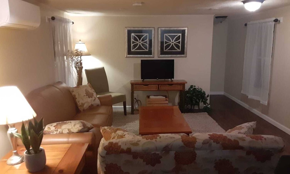 Ferrisburg House | Cozy 3 bedroom home in rural Vermont