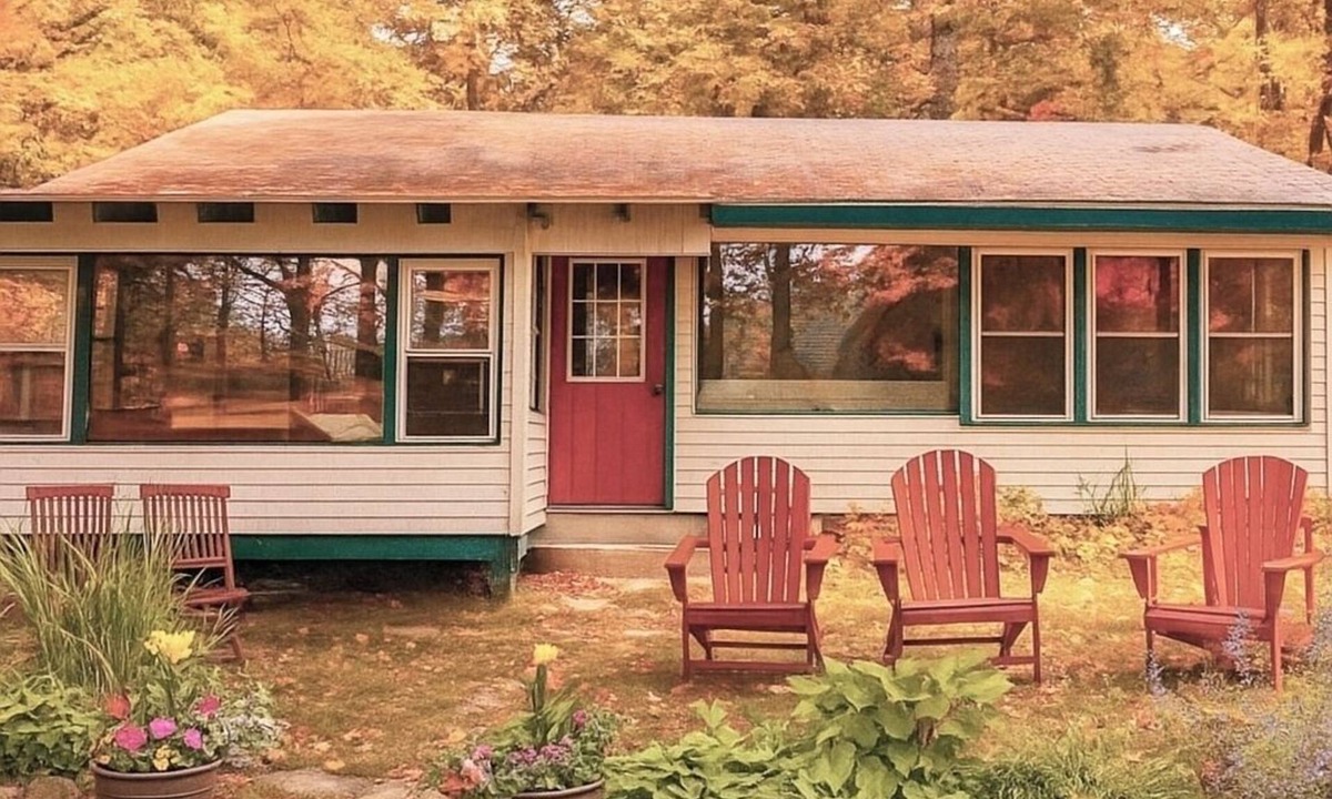Keeseville Cabin | Cozy autumn retreat, lakeside with hot tub and fire pit, perfect for couples!