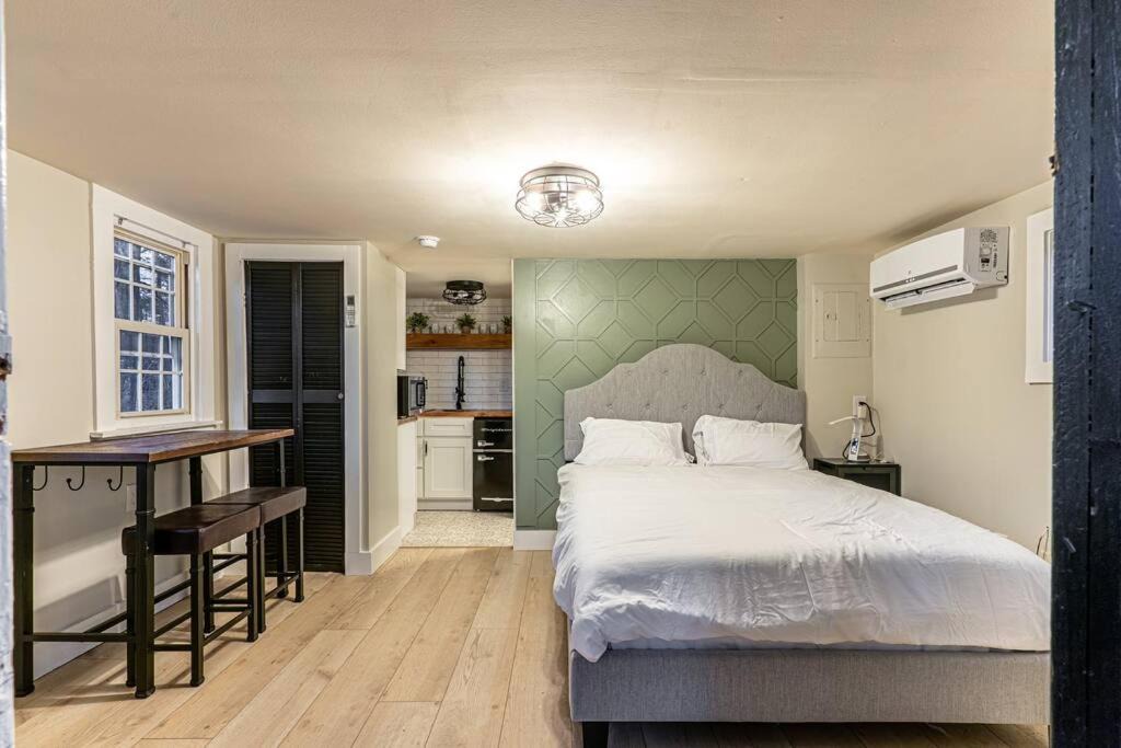 Temple House | Cozy Cabin in a rural setting in Temple,NH -12