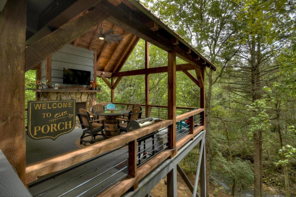 Epworth House | Cozy Creek