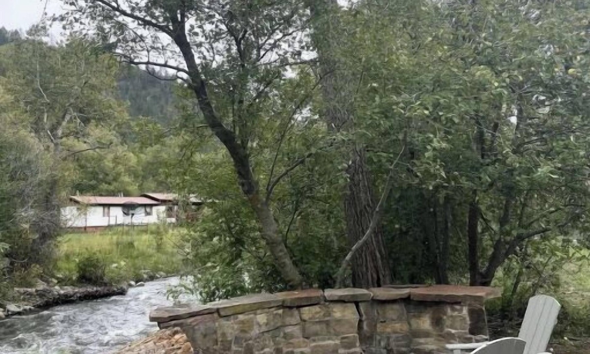 Canoncito Cottage | Cozy River Cottage - Steps from the Pecos River @ Field Trip NM