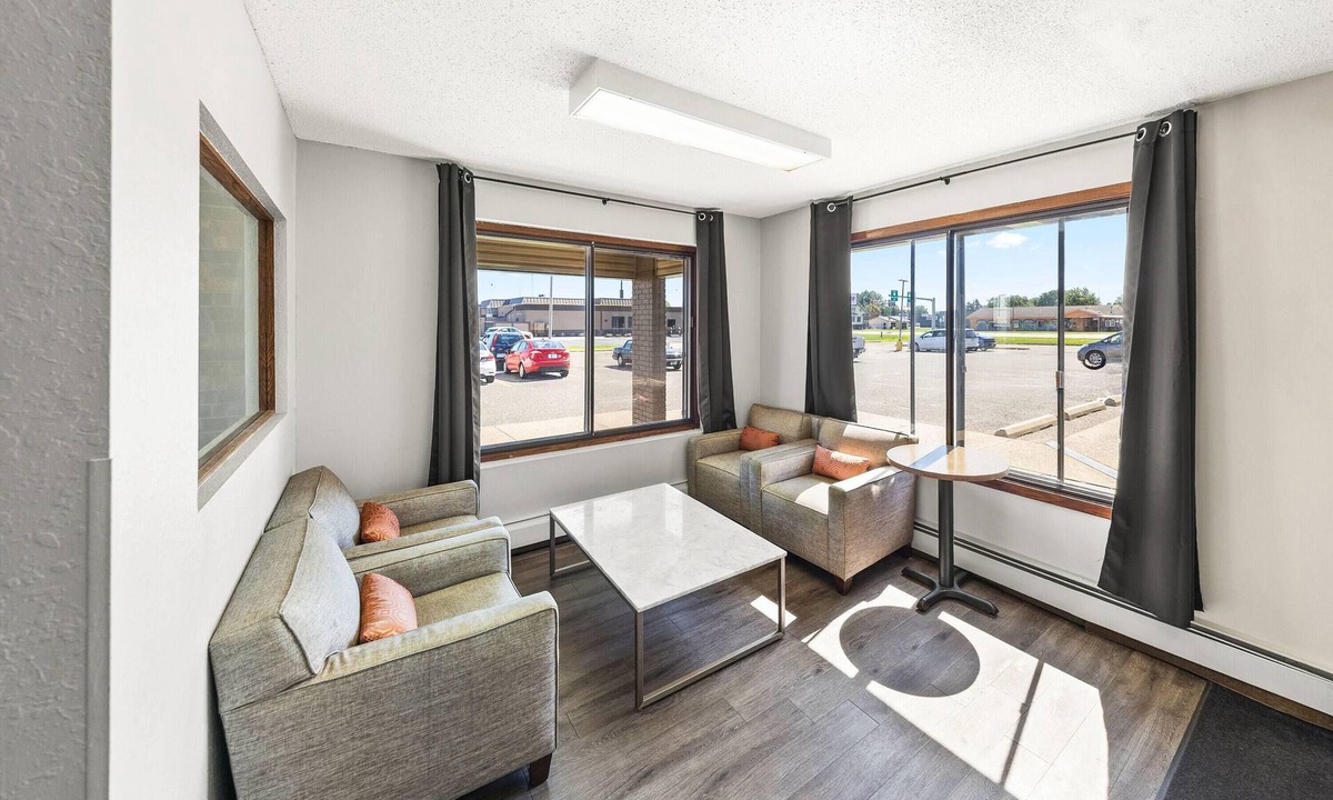 Winona Hotel | Days Inn by Wyndham Winona