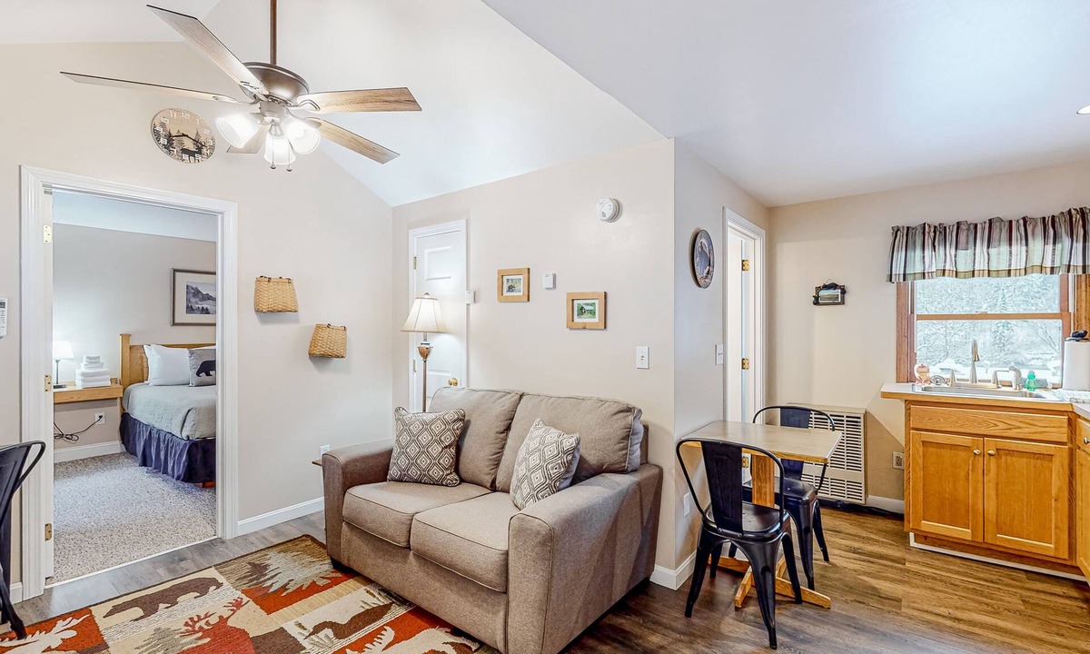 Eastern Vermont Cabin | Dog-friendly, mountain-view cabin with shared hot tub, fireplace, & central AC