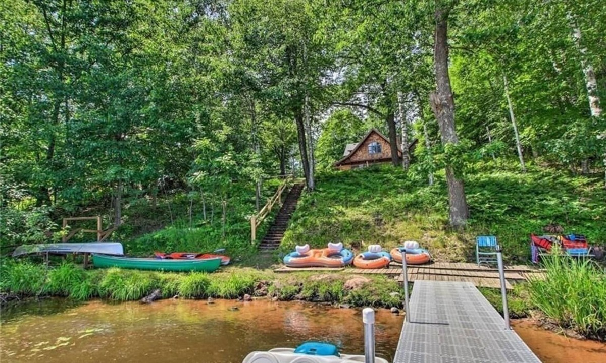 Douglas County Cottage | Dowling Lakefront Lodge: Dock, Game Room, Firepit, Fireplace
