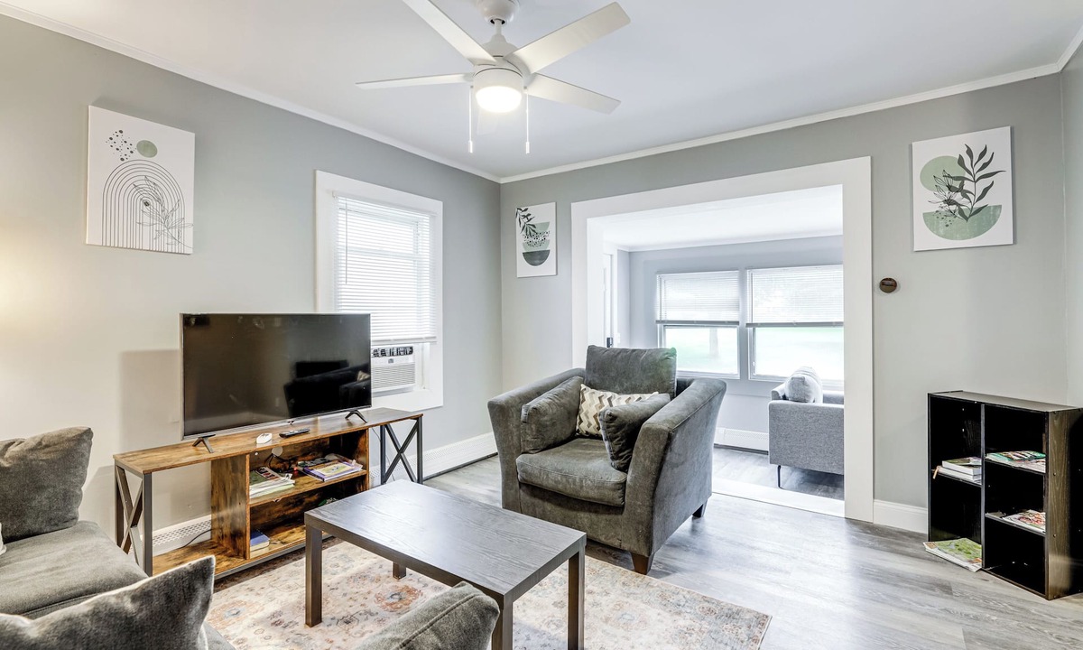 Easthampton Apartment | Easthampton Apartment Near Breweries & Rail Trail!