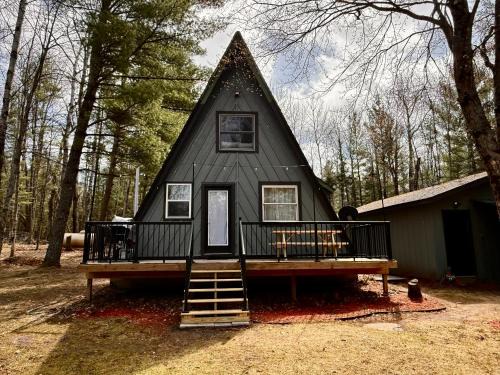 Grayling Ski Chalet | Emerald Escape