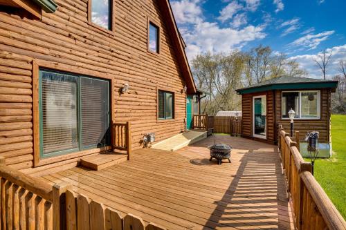 Hingham House | Family + Group Friendly | Modern Log Cabin Home
