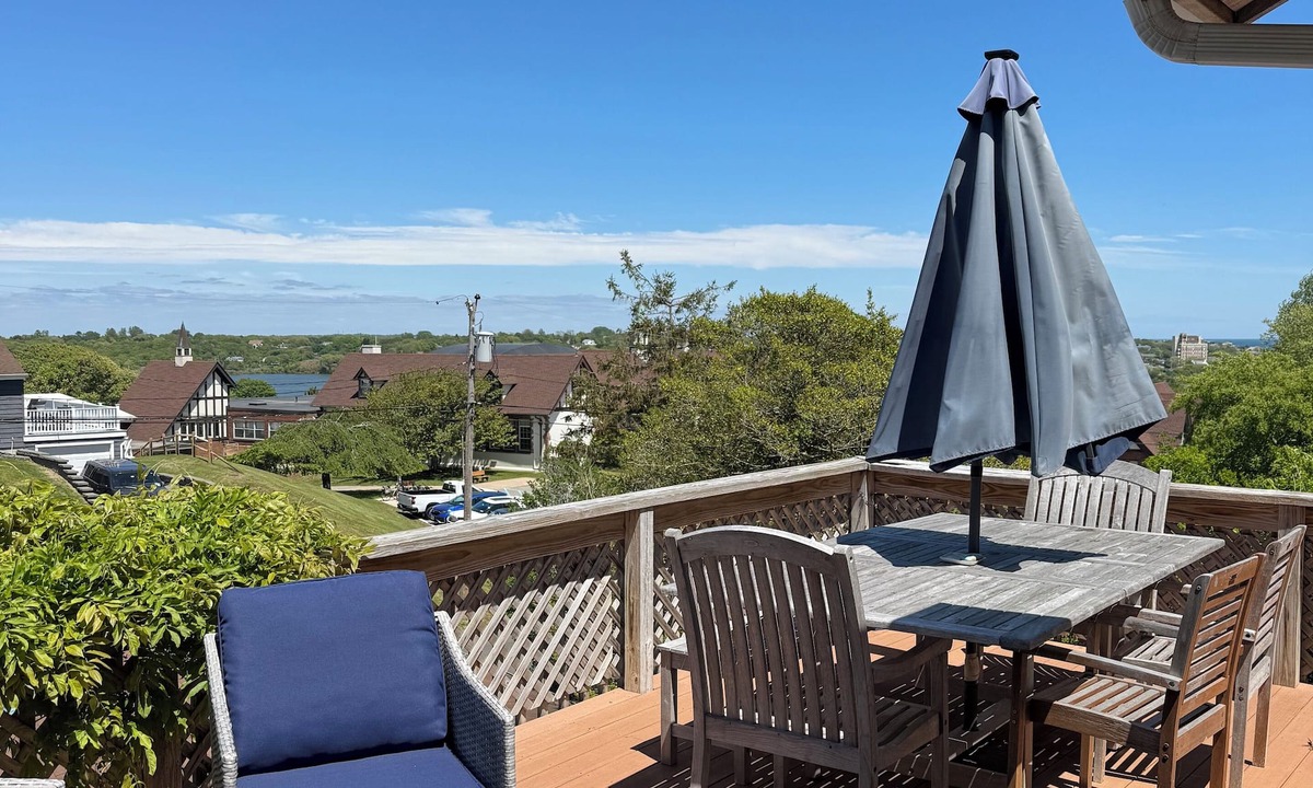 Montauk House | Fantastic Family & Friends Getaway Montauk House - Any Season!