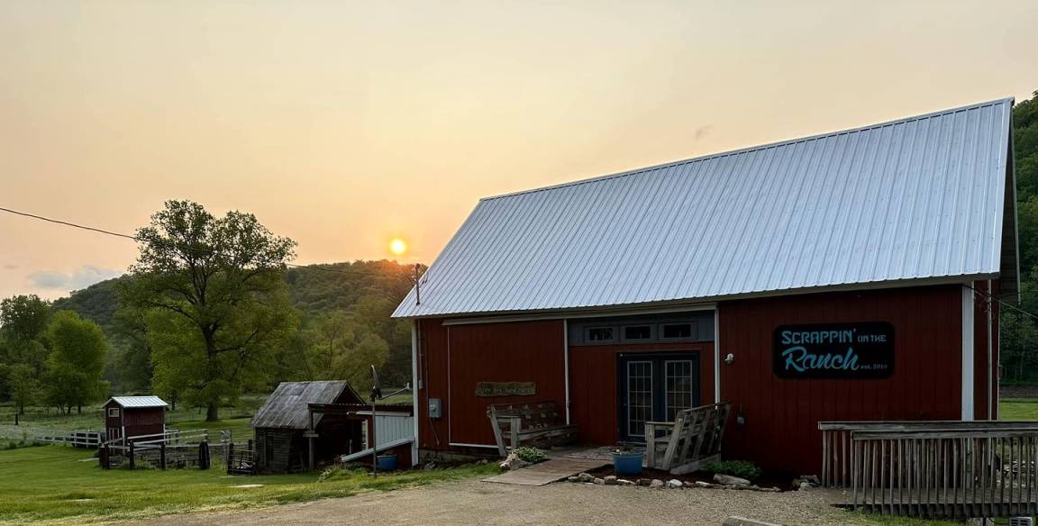 Winona House | Farmhouse ∙ 1 bedroom ∙ 8 guests
