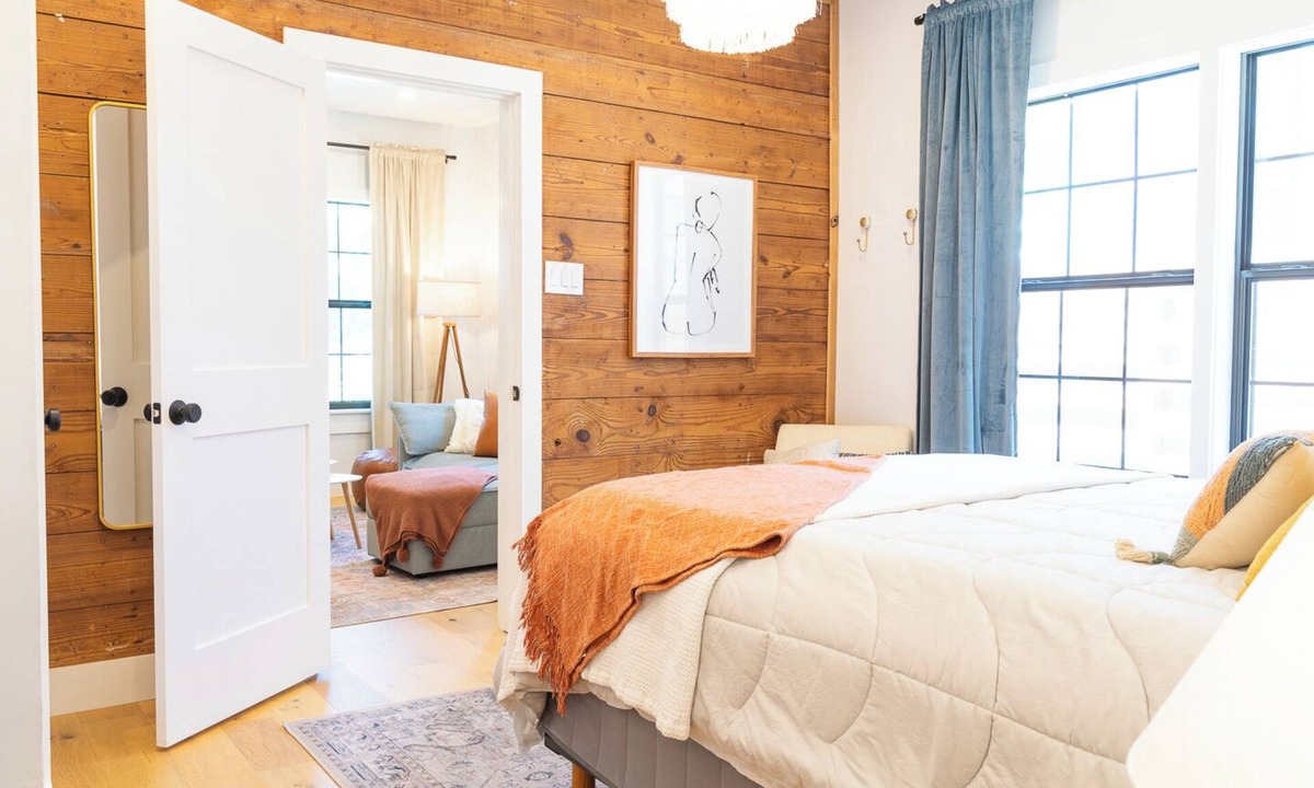 Northside House | FIFA 2026 6 mins from Downtown & Stadium Private Parking
