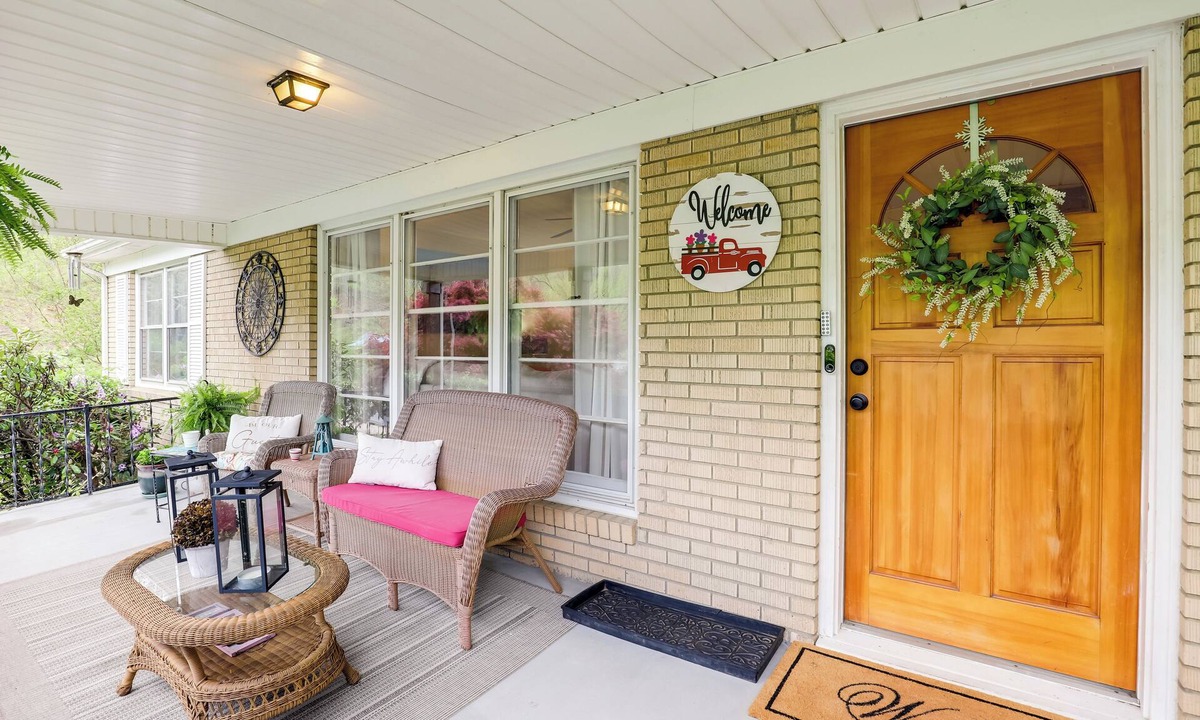 Weaverville House | Fire Pit & Game Room: Family Home in Marshall!