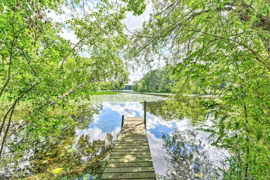Rice Lake House | Fishermens Paradise with Fire Pit on Rice Lake!