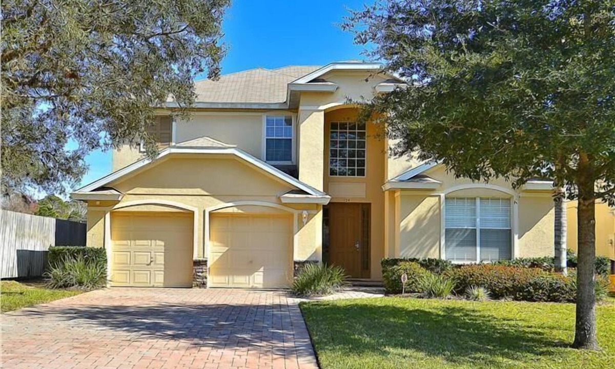 Loughman House | Gated community. Oversized heatable pool & Spa, TV all rooms, 8' pool table