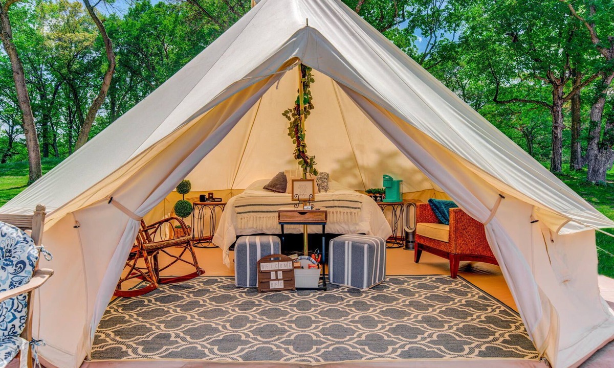 St Croix Falls House | Glamp Tent at Historic estate Big Rock Creek