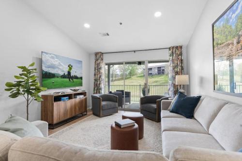 Table Rock House | Golfshores Delight