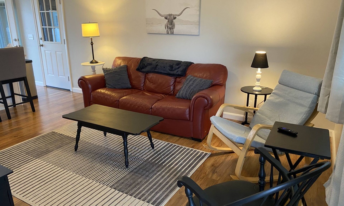 New North End House | Gorgeous house with privacy fence