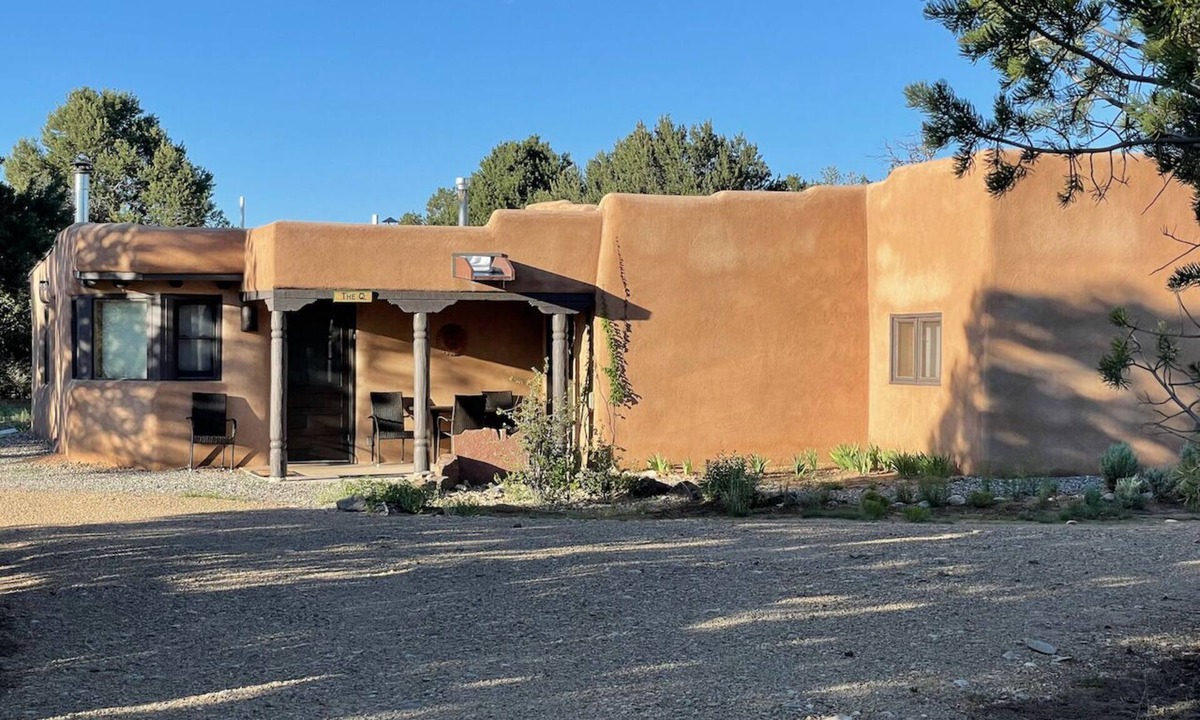 Carson House | Gorgeous, Romantic Adobe Home between Taos & Ojo Caliente Spa!