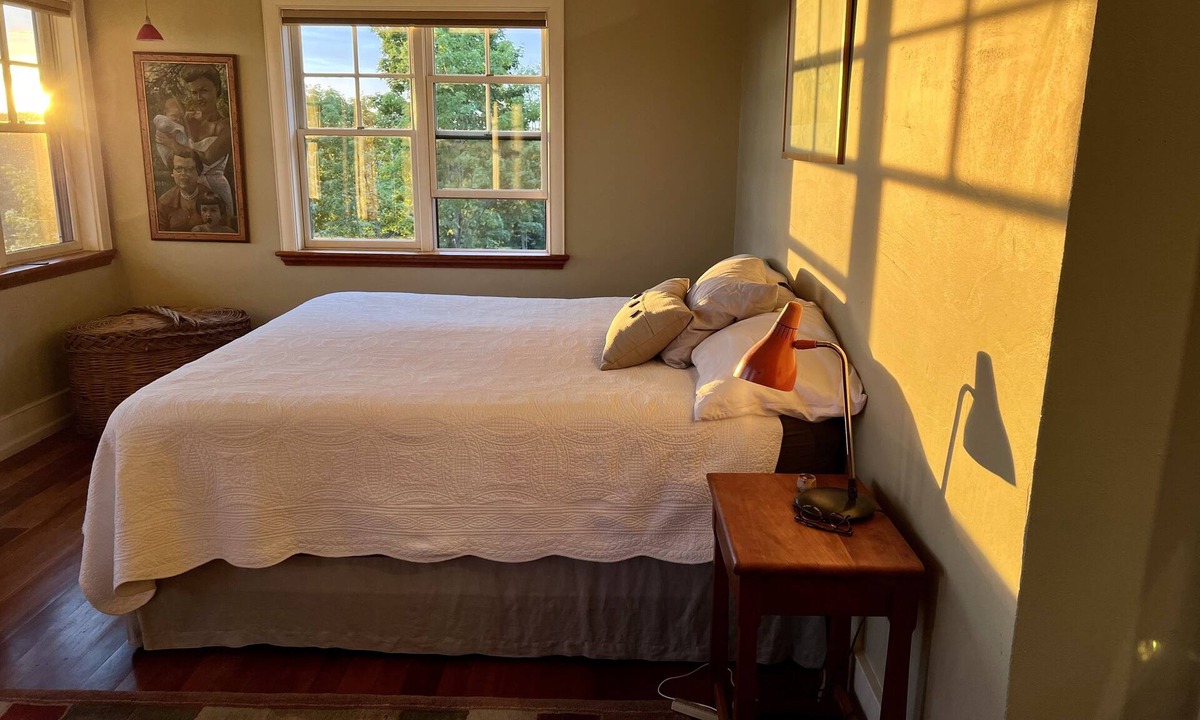 Lyndon Center House | Gorgeous VT Views/Unique Art Loft