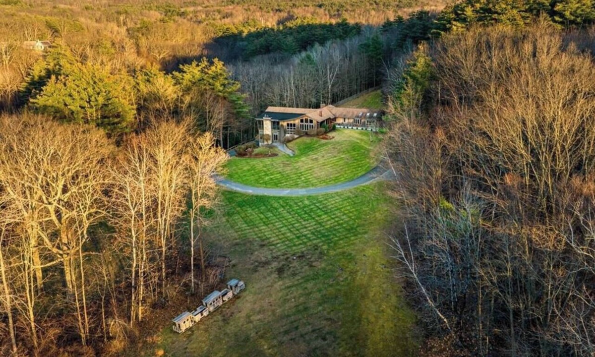 Williamstown House | Gorgeous Williamstown Estate 6BD/5BA