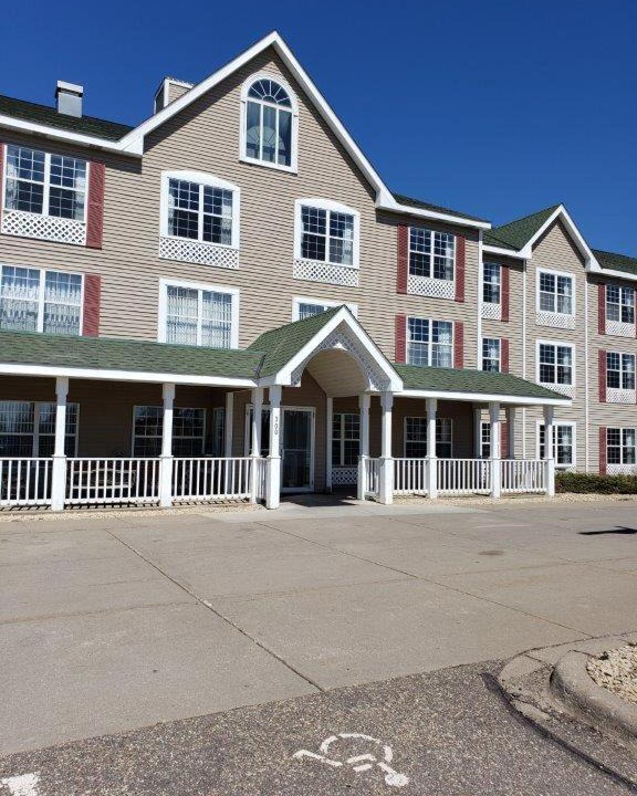 Hastings Hotel | GrandStay Hotel & Suites Hastings
