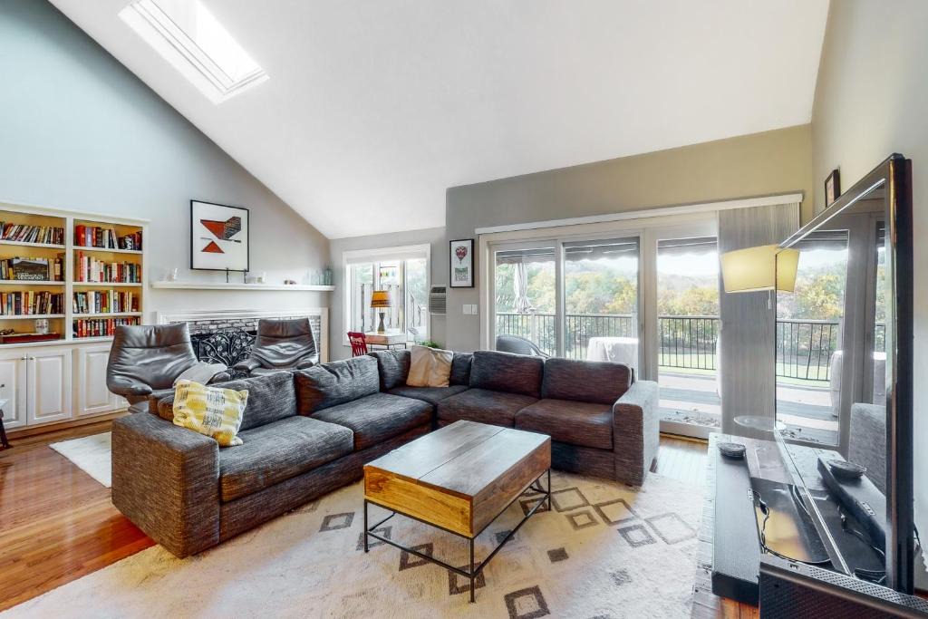 West Hartford House | Greensway Retreat