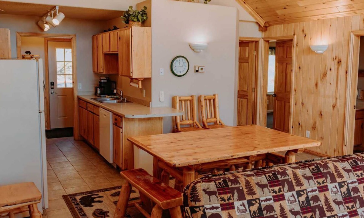 Puposky Villa | Group Lodging in Minnesota's Northwoods - Perfect for Reunions