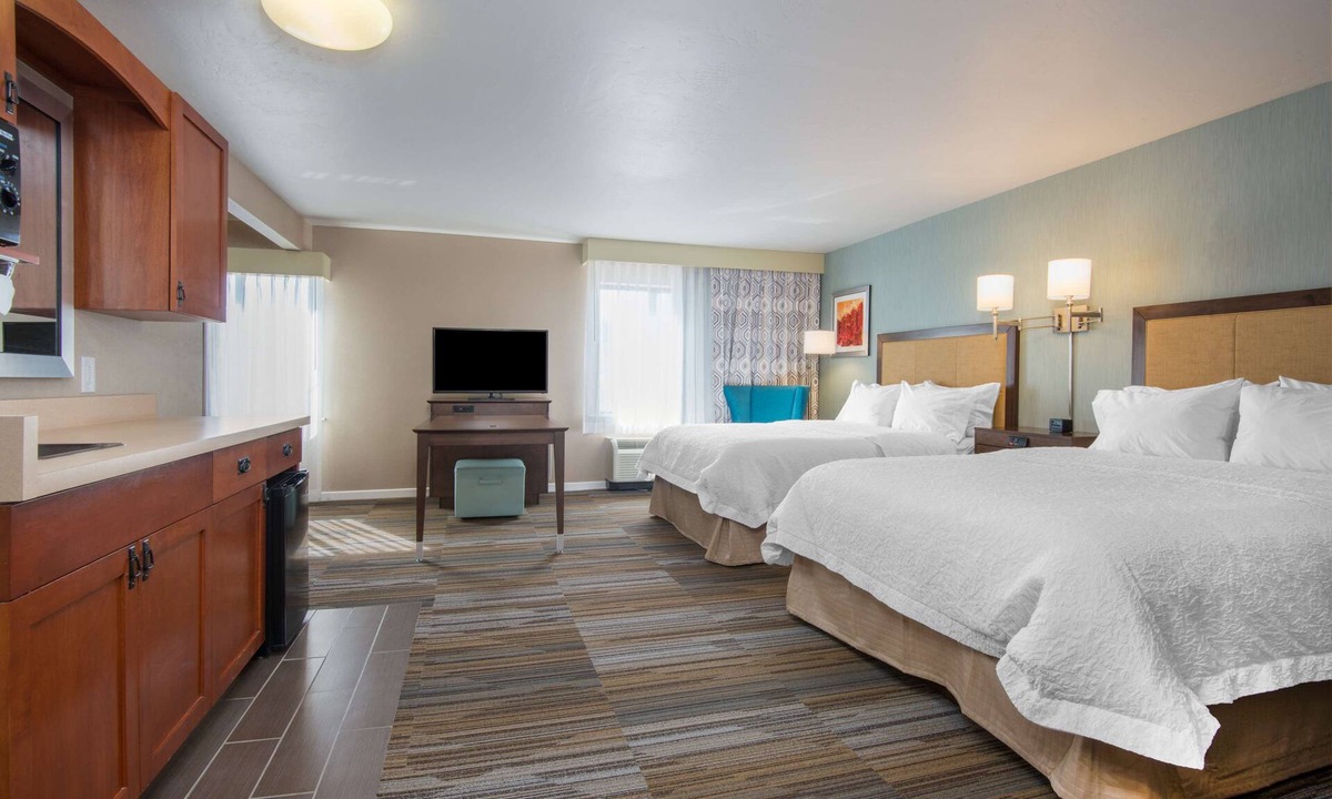 White Rock Hotel | Hampton Inn & Suites Los Alamos White Rock