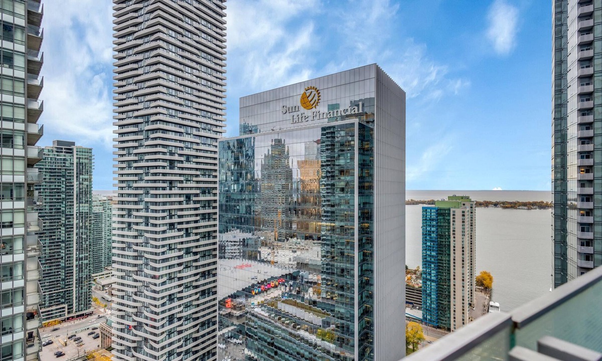 Financial District Apartment | Harbourfront District