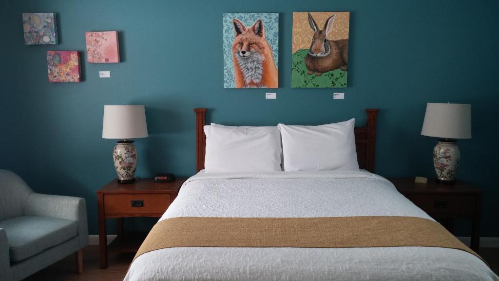 Bennington Hotel | Harwood Hill Motel