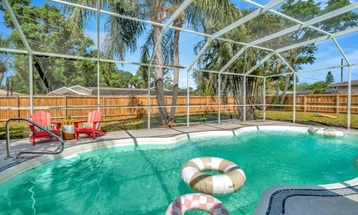 Largo House | Heated Pool, Game Areas & Private Backyard/Sleeps 12/Family-Friendly Escape