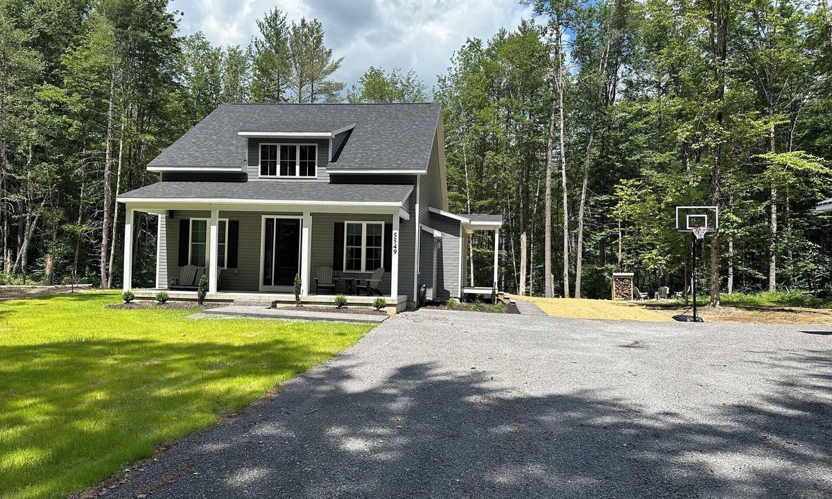 Brantingham House | Hidden Hollow - Your Outdoor destination
