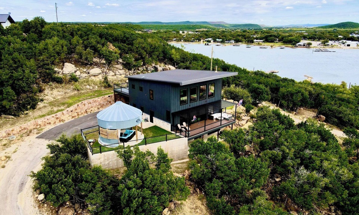 Graham House | Hillside Heaven- Hangout Gazebo + Casita!