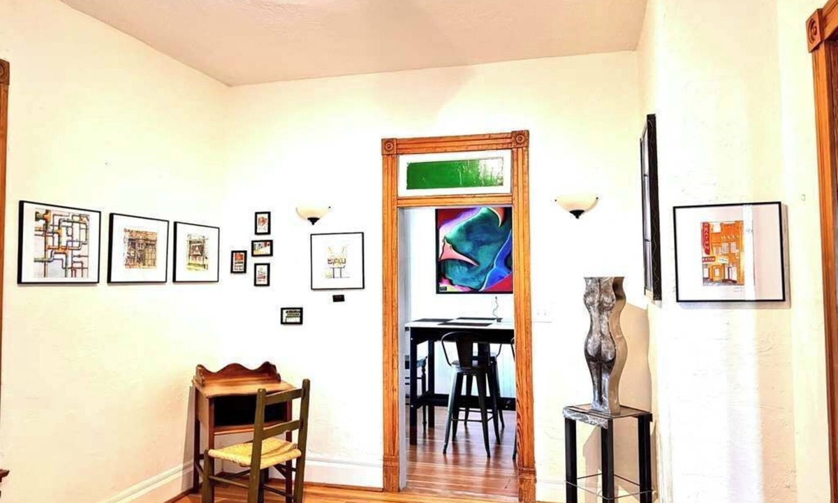Raton House | Historic Queen Anne Art Gallery House!