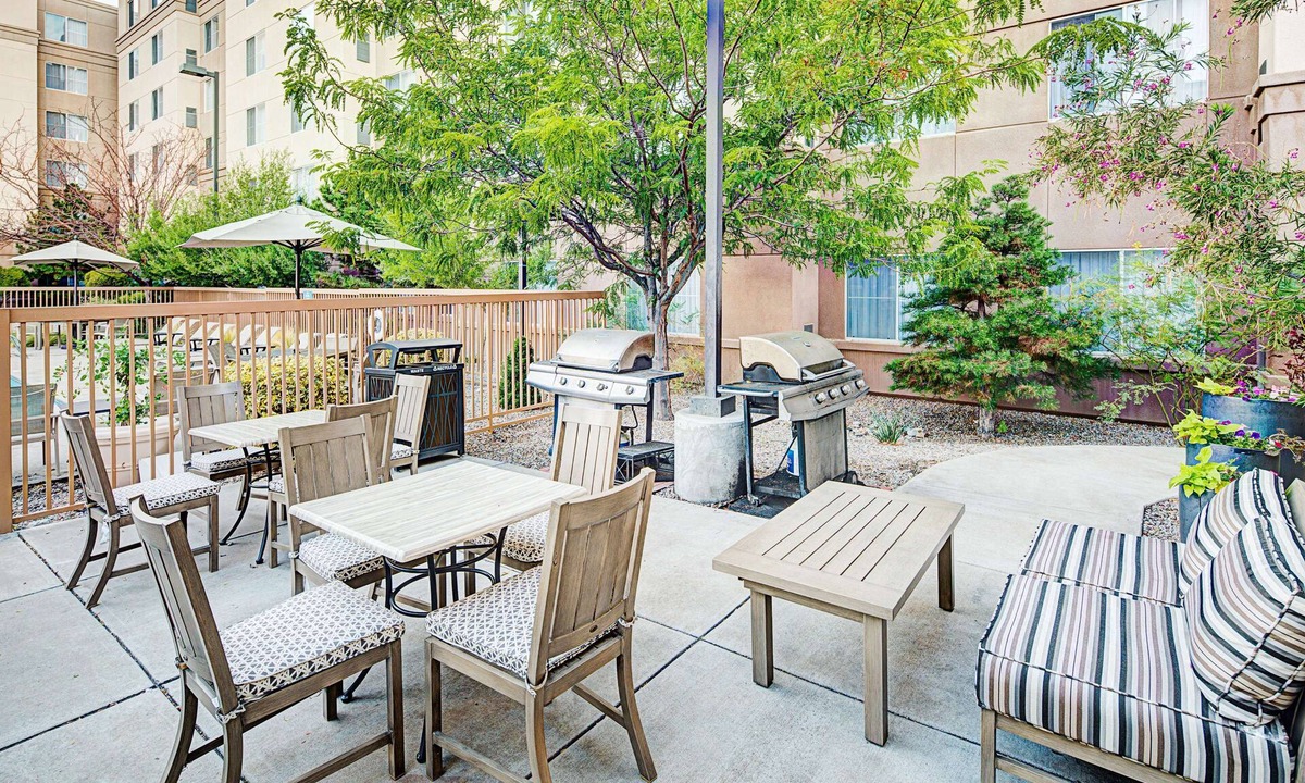 Uptown Hotel | Homewood Suites by Hilton Albuquerque Uptown