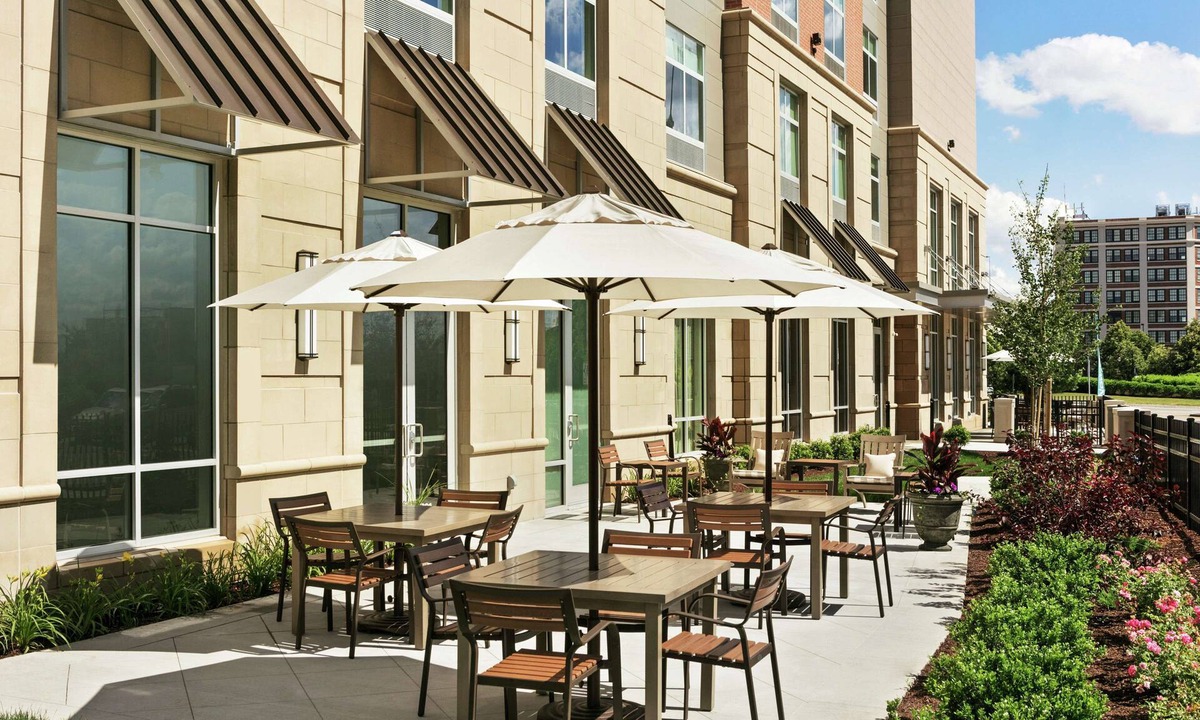 Central Business District Hotel | Homewood Suites By Hilton Worcester