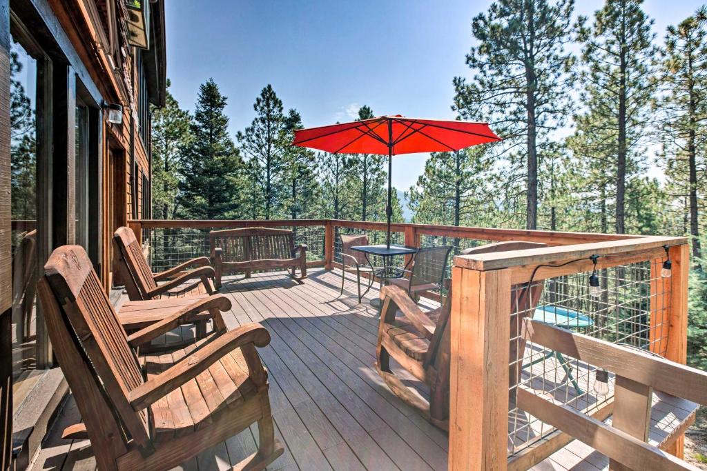 Angel Fire House | Hot Tub, Game Room Spacious Angel Fire Retreat!