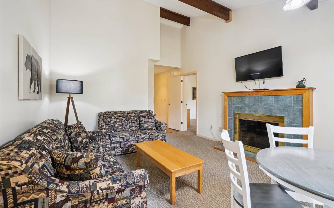 West Bridgewater Hotel | Hotel ∙ 2 bedrooms ∙ 8 guests