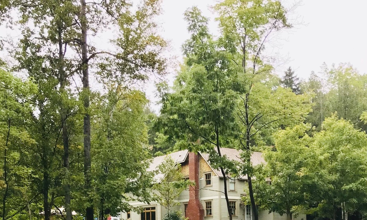 Keene Valley House | House in Keene Valley located near town, trailheads, and Lake Placid