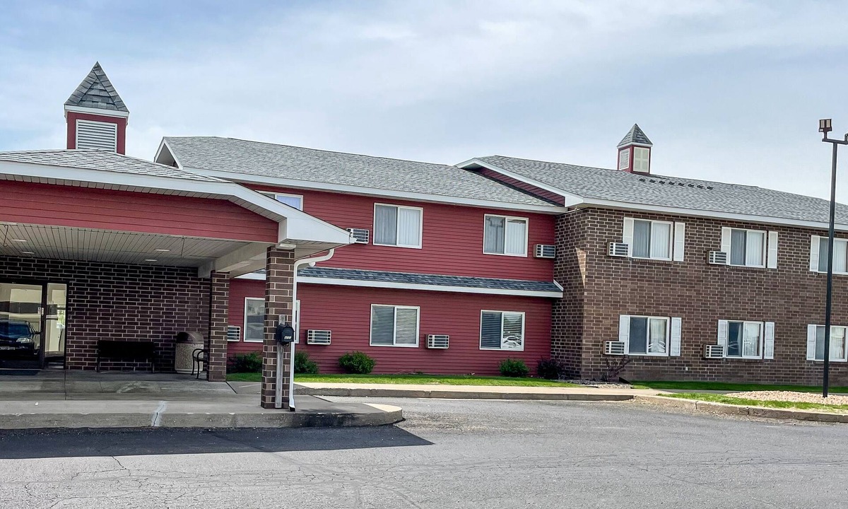 Hudson Apartment | Hudson Inn & Suites