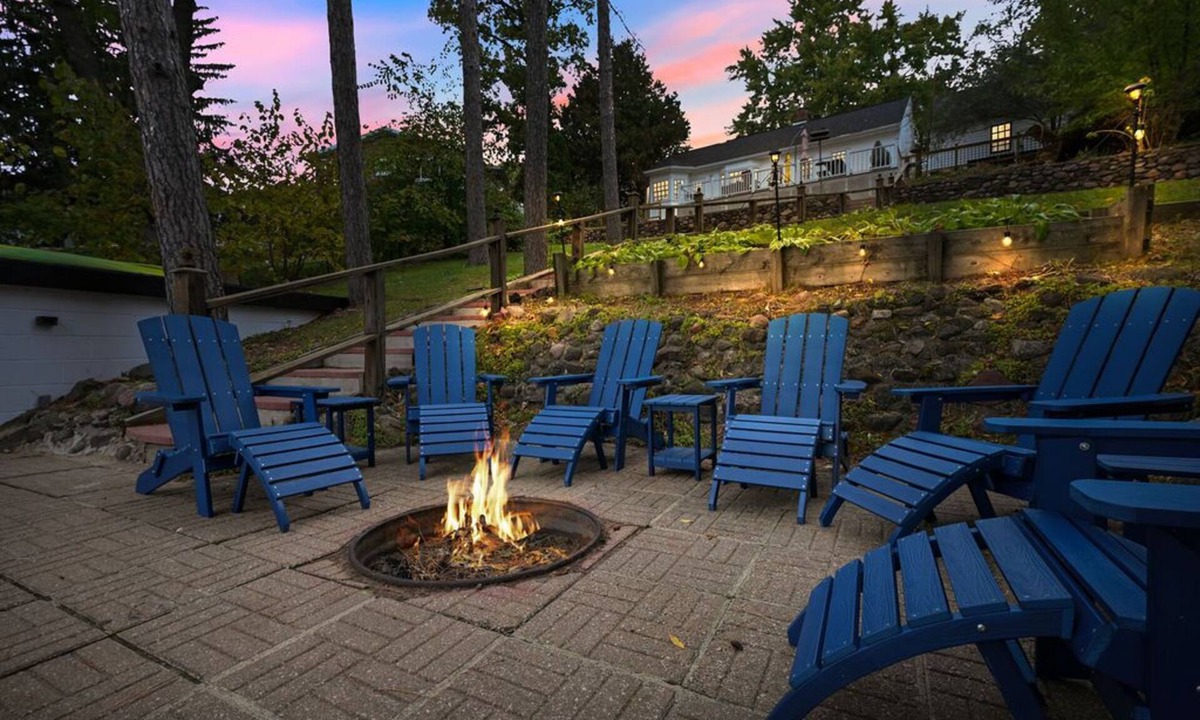 Lake Wissota Cottage | Lake Front Cottage with Amazing Firepit, Private Dock, Sleeps 6-8