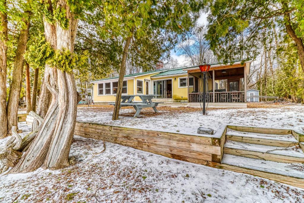 North Hero House | Lake Living