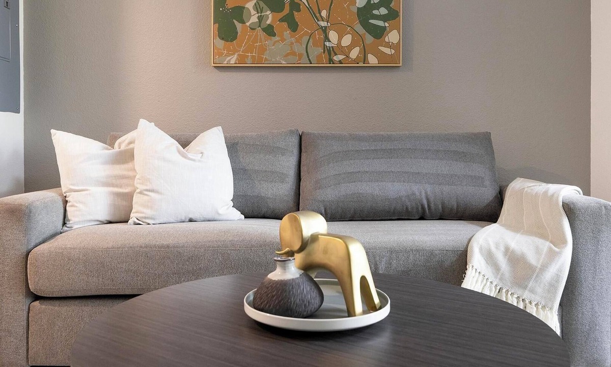 Tempe Apartment | Landing | Stunning Studio, Clubhouse