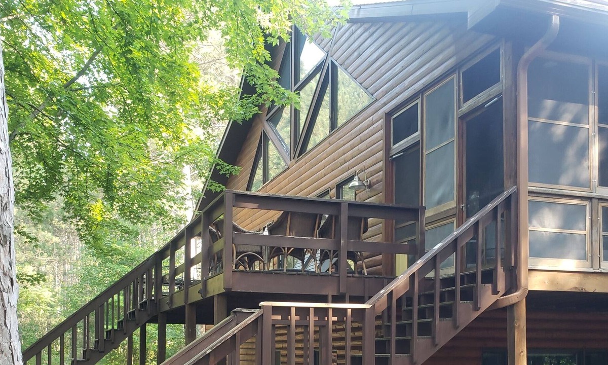 Siren House | Large Lake House Gourmet Kitchen Great Fishing ATV Trails on Clam River Flowage