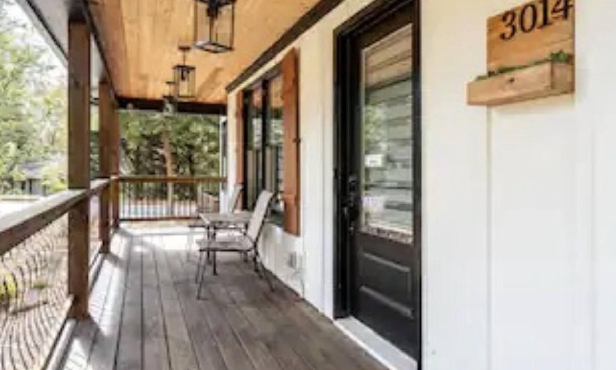Ashford Park House | Luxury Million-Dollar Oasis in Brookhaven/Atlanta