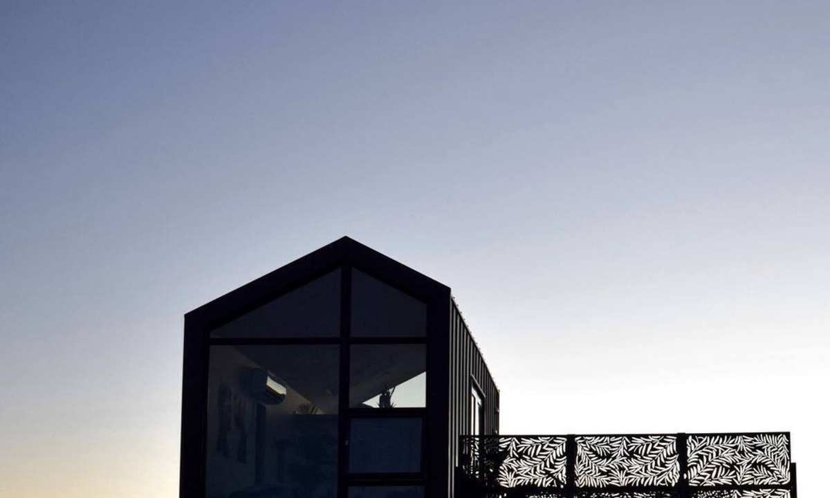 Valle Cabin | Luxury Tiny House with Private Hot Tub Access at the Grand Canyon